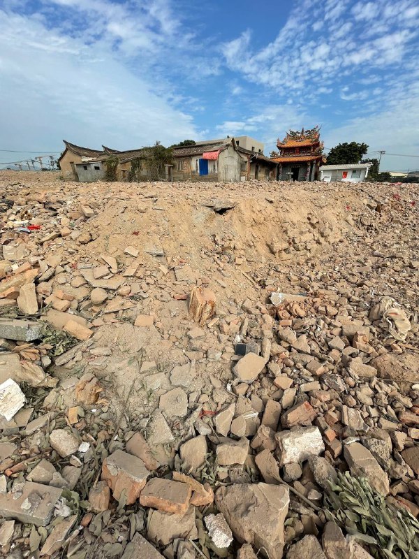 厦门城市废墟探索：一片村庄废墟级别：丙；难度：丁