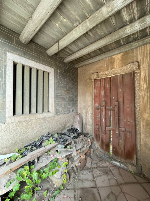 厦门城市废墟探索：一片村庄废墟级别：丙；难度：丁