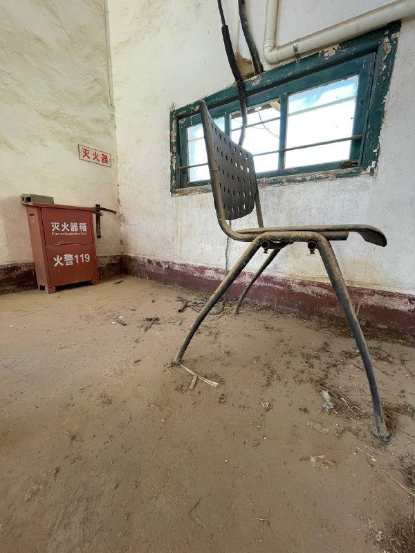 厦门城市废墟探索：某码头公司级别：丁；难度：丁