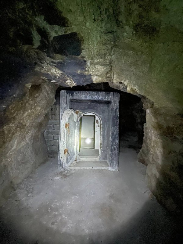 厦门战争遗迹探索：某战时防空洞级别：丙；难度：丁